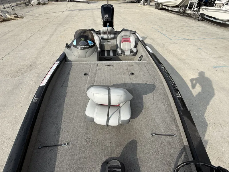 Slide: The Image of Tracker Pro Team 190 TX 2011 - 5