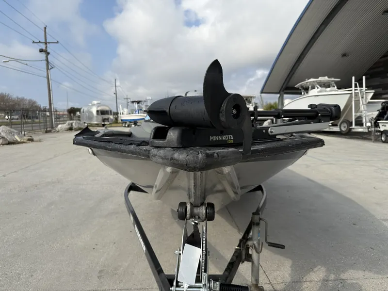 Slide: The Image of Tracker Pro Team 190 TX 2011 - 7