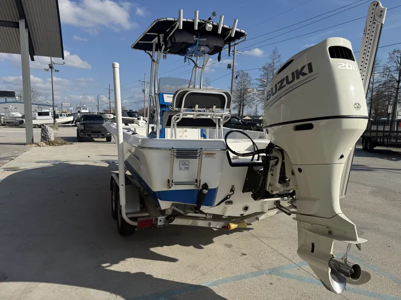 Slide: The Image of Aquasport 224 Bay 2020 - 4