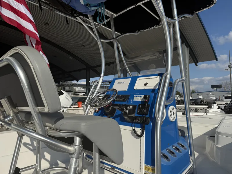 Slide: The Image of Aquasport 224 Bay 2020 - 7