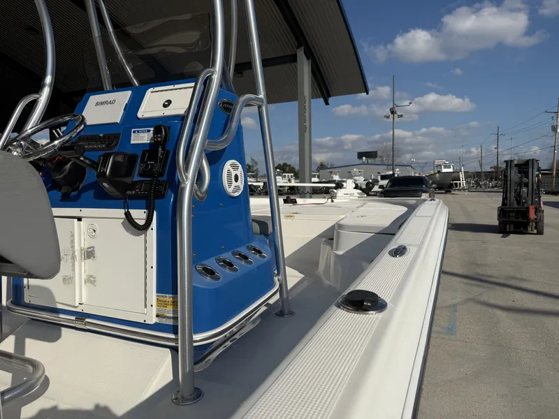 Slide: The Image of Aquasport 224 Bay 2020 - 8