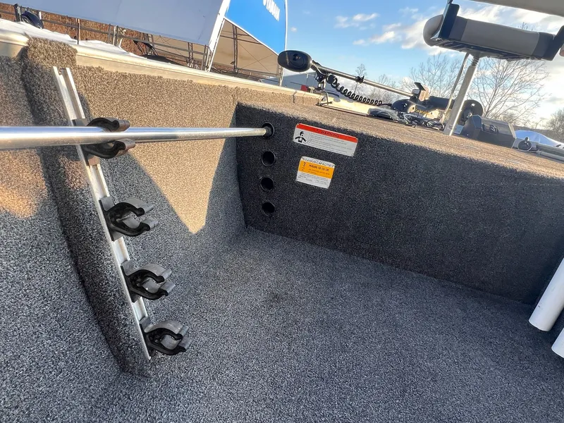 Slide: The Image of Crestliner 16 Storm 2013 - 25