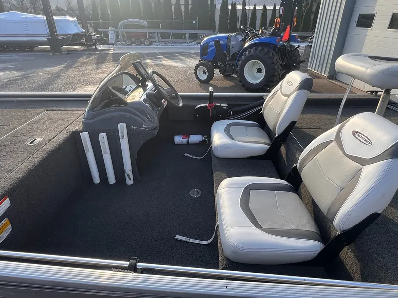 Slide: The Image of Crestliner 16 Storm 2013 - 5