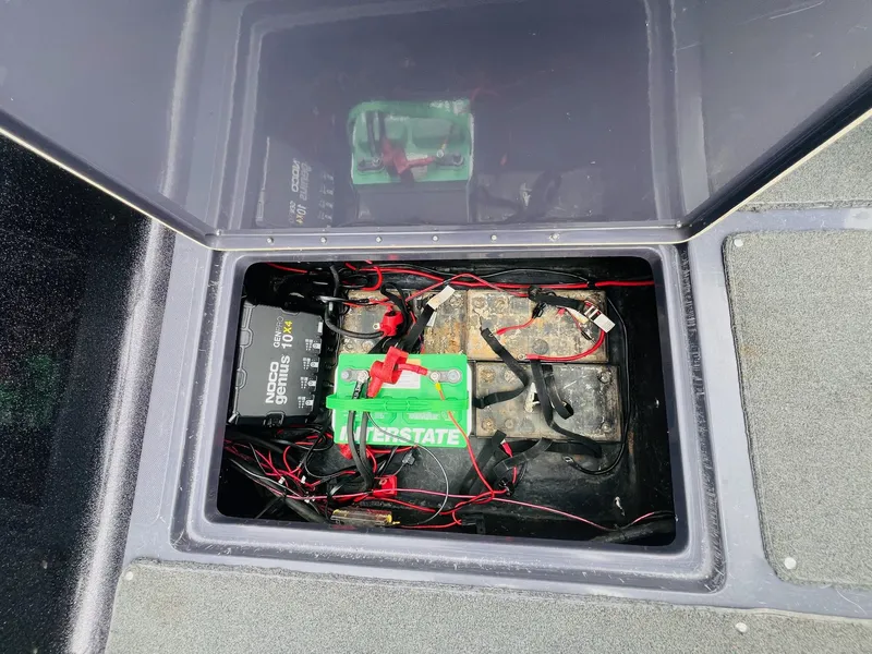 Slide: The Image of Skeeter WX2060 2020 - 22