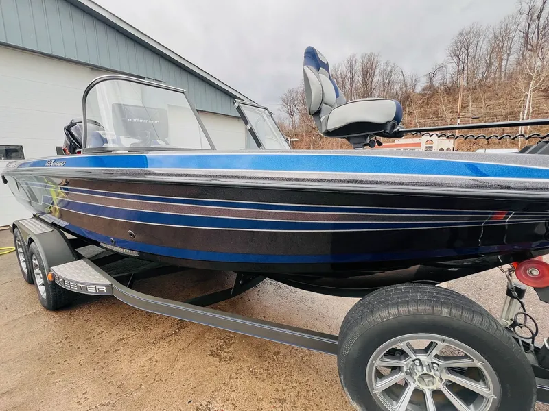 Slide: The Image of Skeeter WX2060 2020 - 3