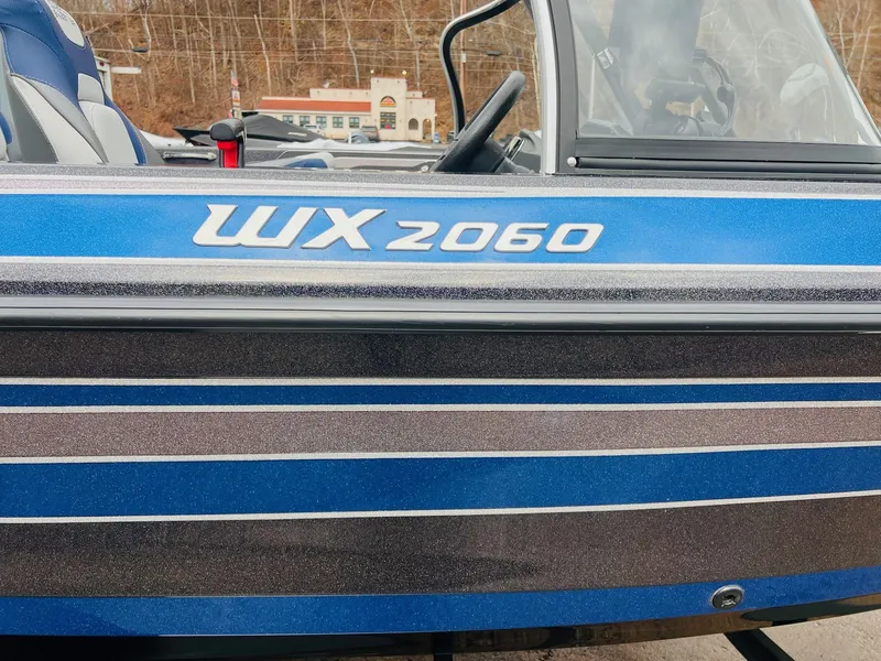 Slide: The Image of Skeeter WX2060 2020 - 45