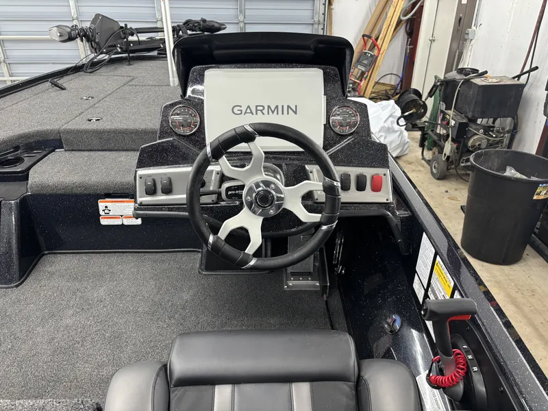 Slide: The Image of Nitro Z18 Pro 2026 - 7