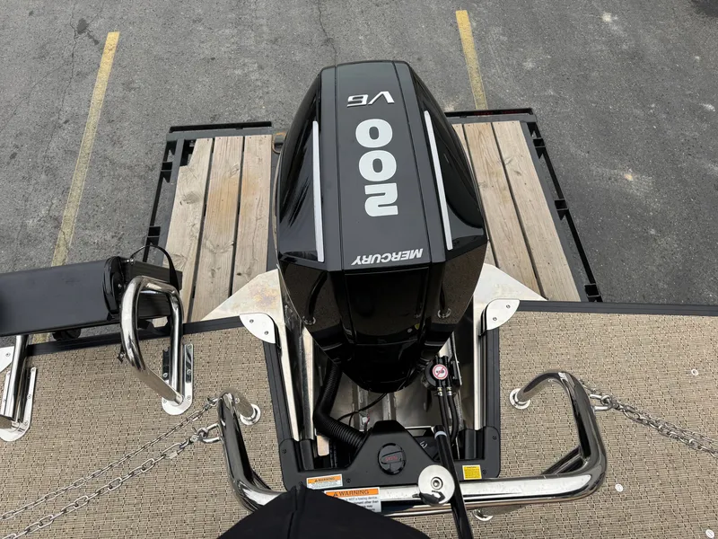 Slide: The Image of Barletta Cabrio 22UC 2025 - 5