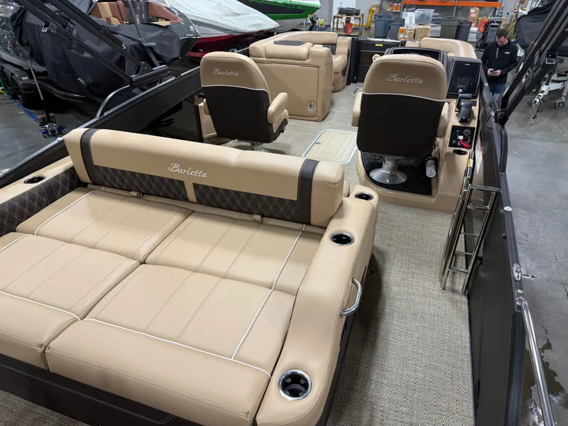 Slide: The Image of Barletta Lusso 23UC 2025 - 12