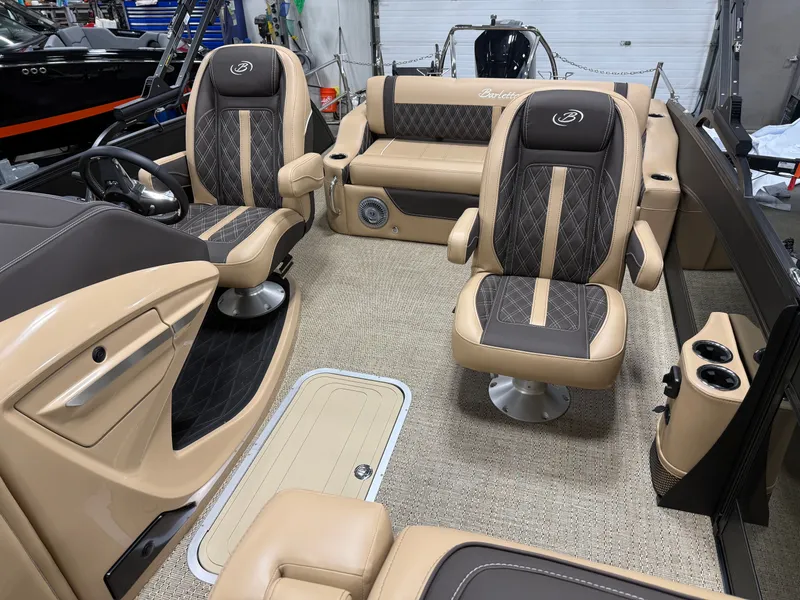 Slide: The Image of Barletta Lusso 23UC 2025 - 17