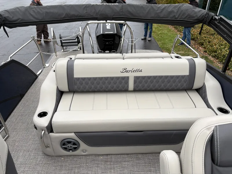 Slide: The Image of Barletta Lusso 25UC 2025 - 12