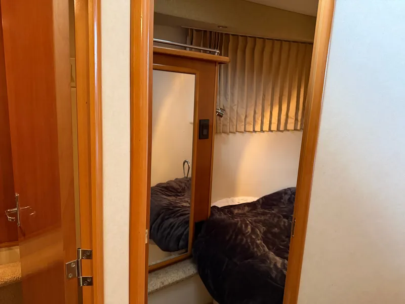 Slide: The Image of Carver 33SS 2006 - 42