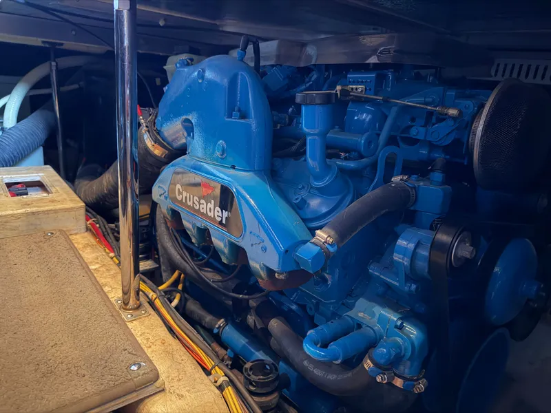 Slide: The Image of Carver Yachts 33SS 2006 - 44