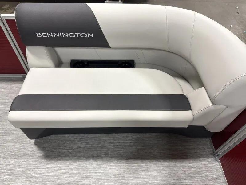 Slide: The Image of Bennington 20SL-Snap 2026 - 7