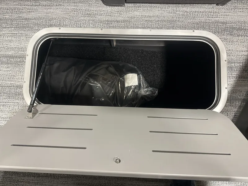 Slide: The Image of Bennington 23SSR-ESP (LTD) 2026 - 11