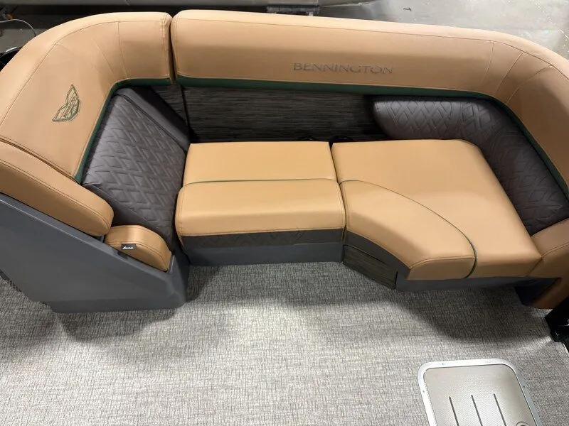 Slide: The Image of Bennington 24MFB-ESP (TC) 2026 - 12