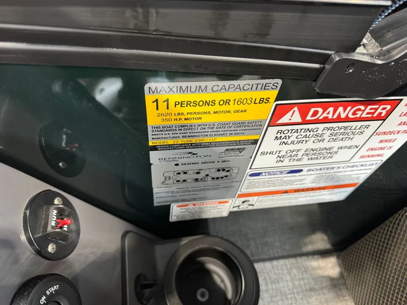 Slide: The Image of Bennington 24MFB-ESP (TC) 2026 - 24