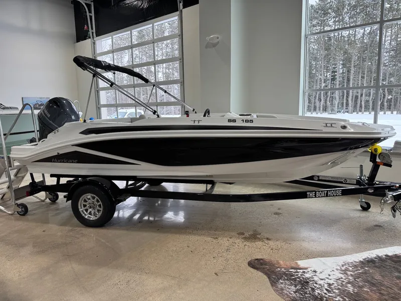 The Image of Hurricane SunDeck Sport 185 OB 2026 - 1