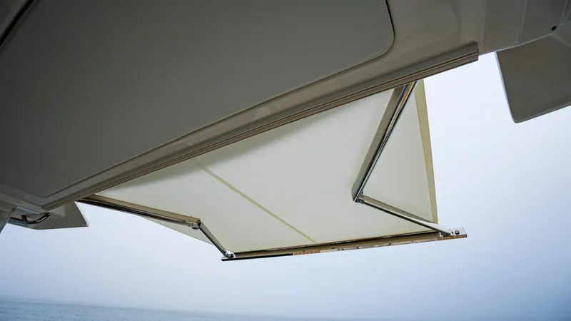 Slide: The Image of Tiara 34 LX 2025 - 25