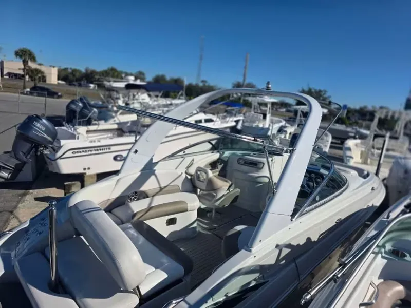 Slide: The Image of Crownline Boats E24XS 2018 - 9
