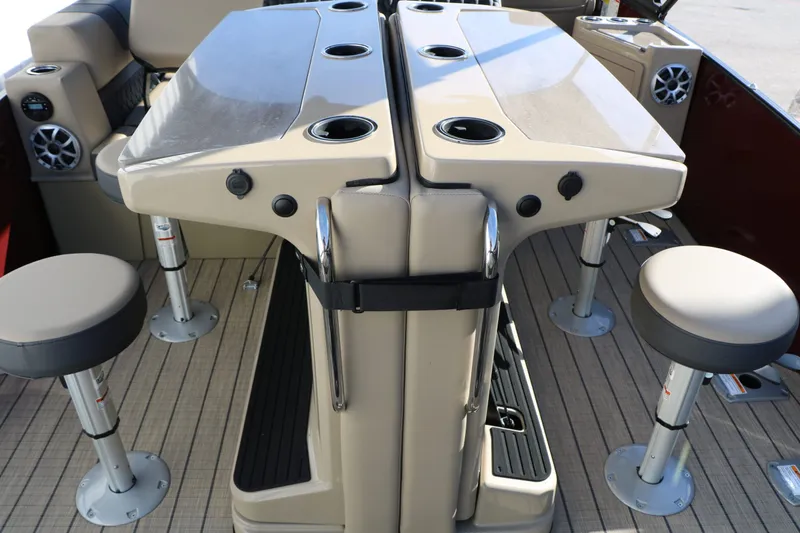 Slide: The Image of Sylvan L3 DLZ Bar Tri Toon 2026 - 18