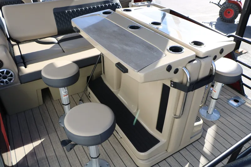 Slide: The Image of Sylvan L3 DLZ Bar Tri Toon 2026 - 19