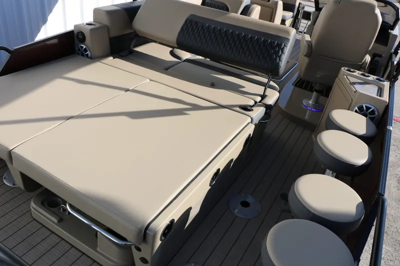 Slide: The Image of Sylvan L3 DLZ Bar Tri Toon 2026 - 23