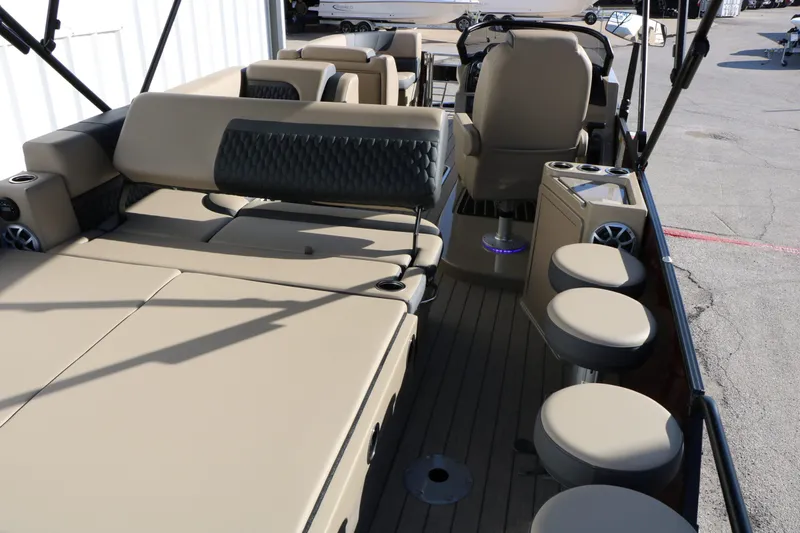 Slide: The Image of Sylvan L3 DLZ Bar Tri Toon 2026 - 24