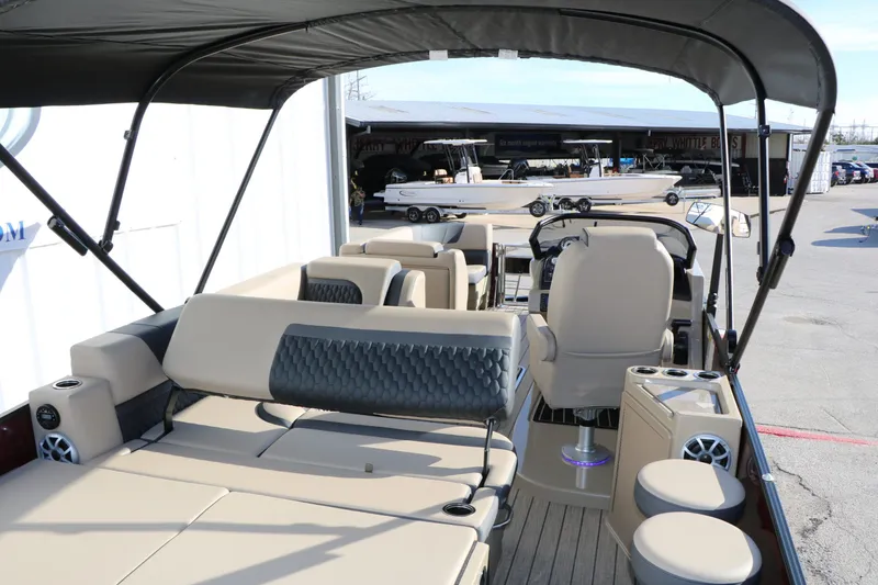 Slide: The Image of Sylvan L3 DLZ Bar Tri Toon 2026 - 25