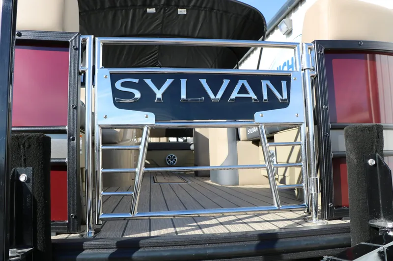 Slide: The Image of Sylvan L3 DLZ Bar Tri Toon 2026 - 8