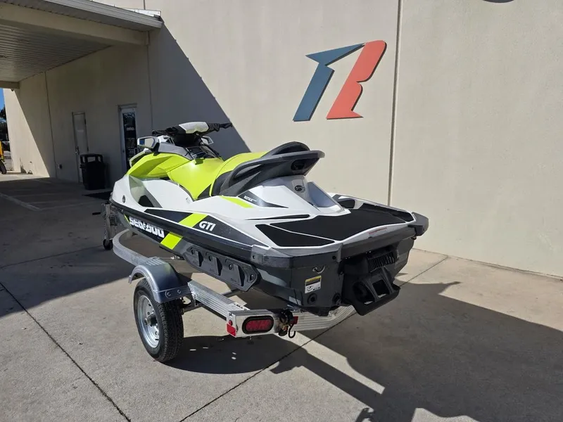 Slide: The Image of Sea-Doo GTI 2017 - 6