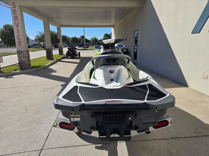 Slide: The Image of Sea-Doo GTI 2017 - 7