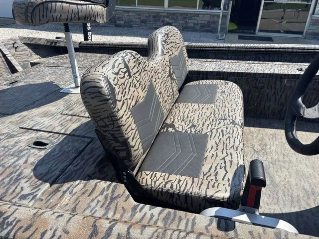 Slide: The Image of Xpress XP170 2021 - 6