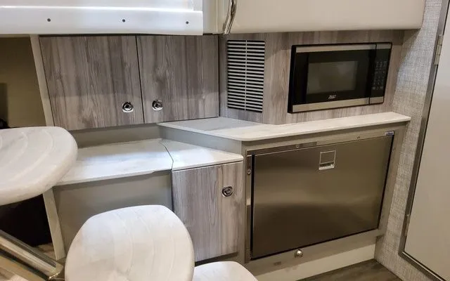 Slide: The Image of Formula 360 Crossover Bowrider 2026 - 31