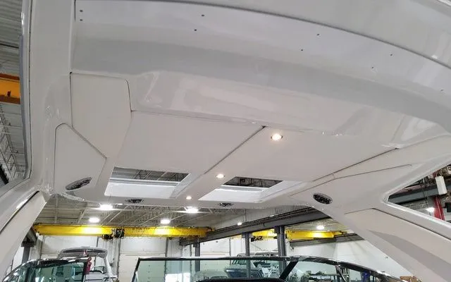 Slide: The Image of Formula 360 Crossover Bowrider 2026 - 7