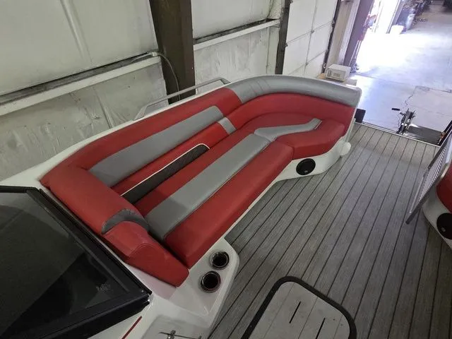 Slide: The Image of G3 Amara 27DC 2022 - 22