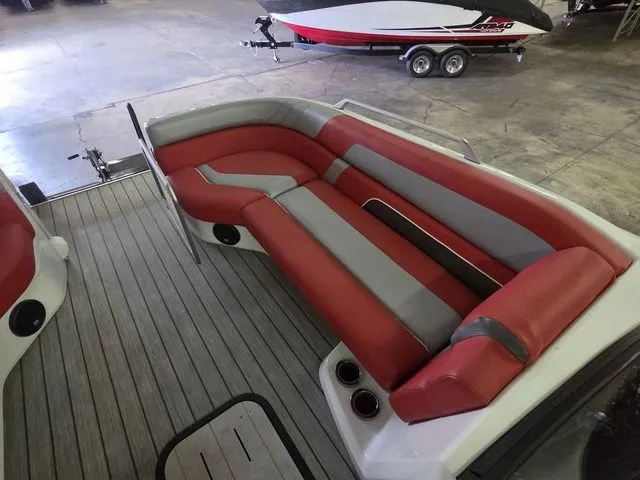 Slide: The Image of G3 Amara 27DC 2022 - 23