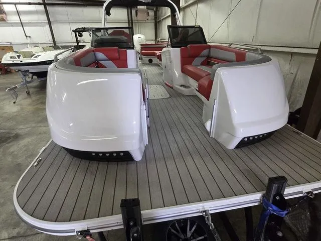 Slide: The Image of G3 Amara 27DC 2022 - 24