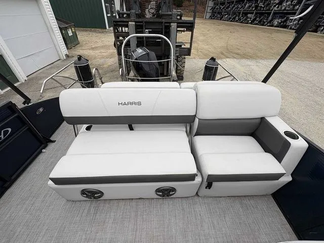 Slide: The Image of Harris Cruiser 230 SLDH 2022 - 10