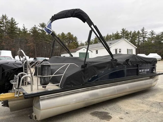 Slide: The Image of Harris Cruiser 230 SLDH 2022 - 5