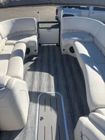 Slide: The Image of Bennington 25 RSB I/O 2022 - 8