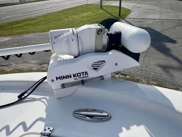 Slide: The Image of Pair Customs 27 Center Console 2024 - 12