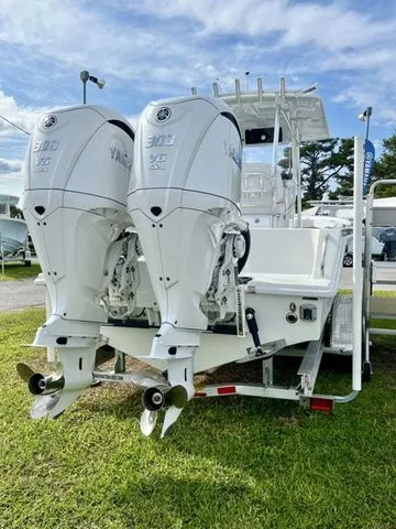 Slide: The Image of Pair Customs 27 Center Console 2024 - 3