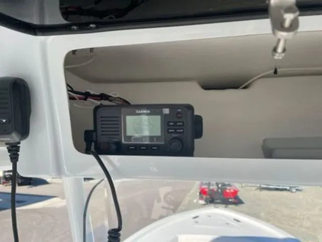 Slide: The Image of Pair Customs 27 Center Console 2024 - 7