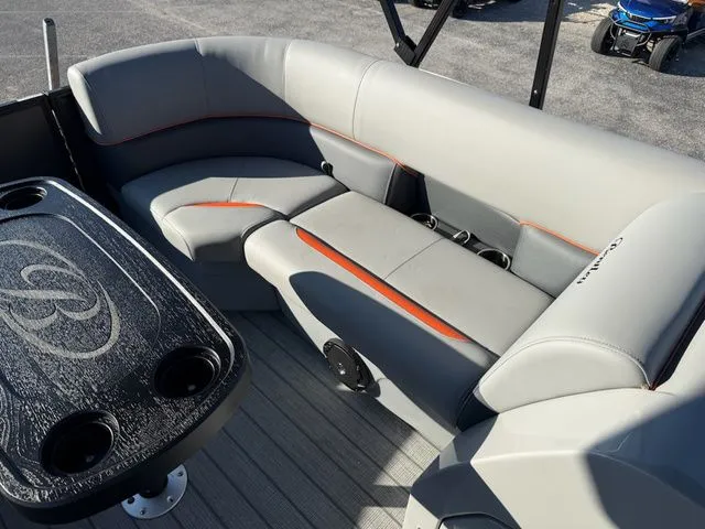 Slide: The Image of Bentley Pontoons Legacy Swing Back 223 2026 - 11