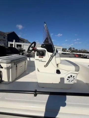 Slide: The Image of Mako Pro Skiff 15 CC 2024 - 9