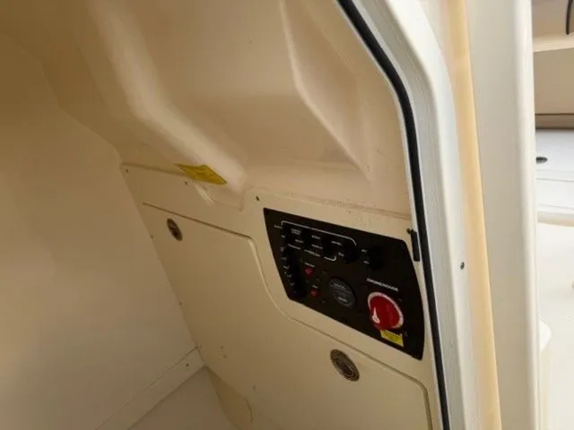 Slide: The Image of Scout 215 XSF 2018 - 11