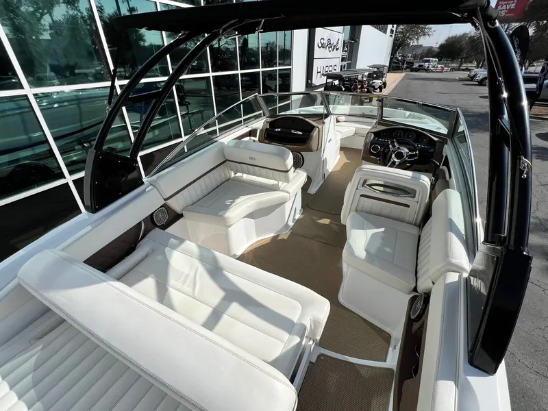 Slide: The Image of Cobalt A25 2014 - 12