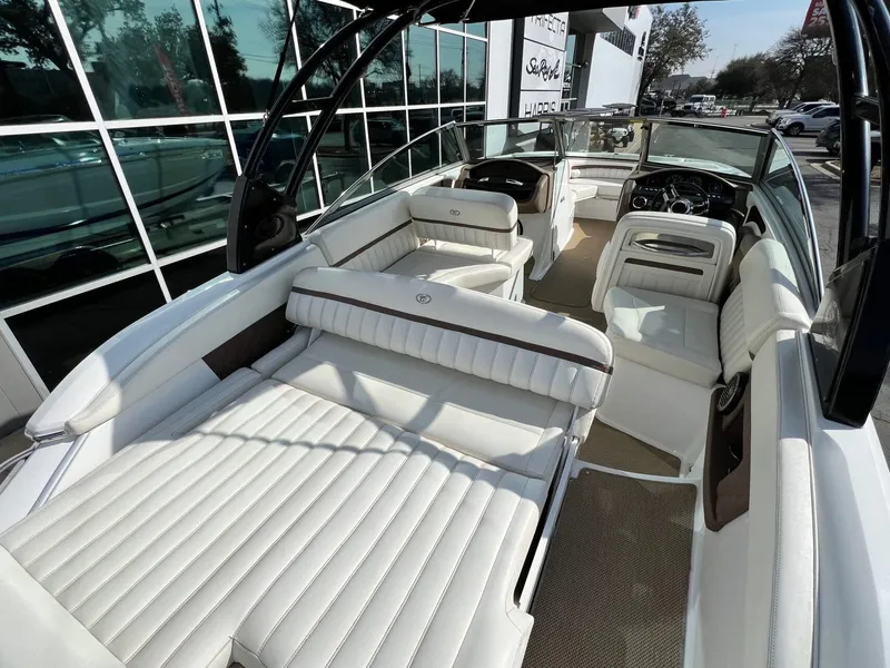 Slide: The Image of Cobalt A25 2014 - 13