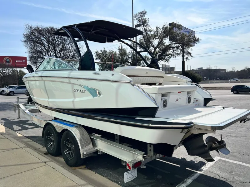 Slide: The Image of Cobalt A25 2014 - 5